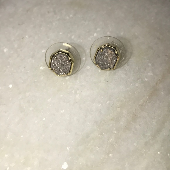 Kendra Scott Jewelry - Kendra Scott stud earrings